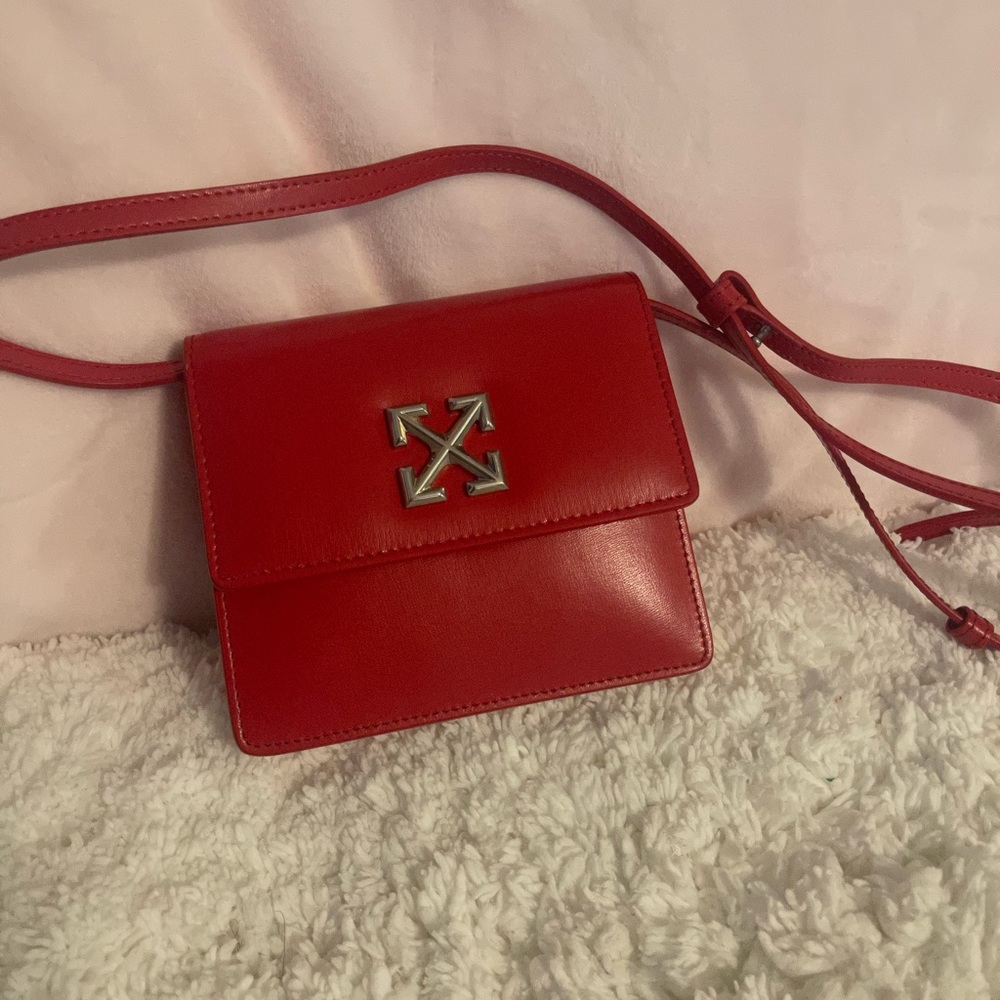 Off-White waist bag. - Picture 3 of 13